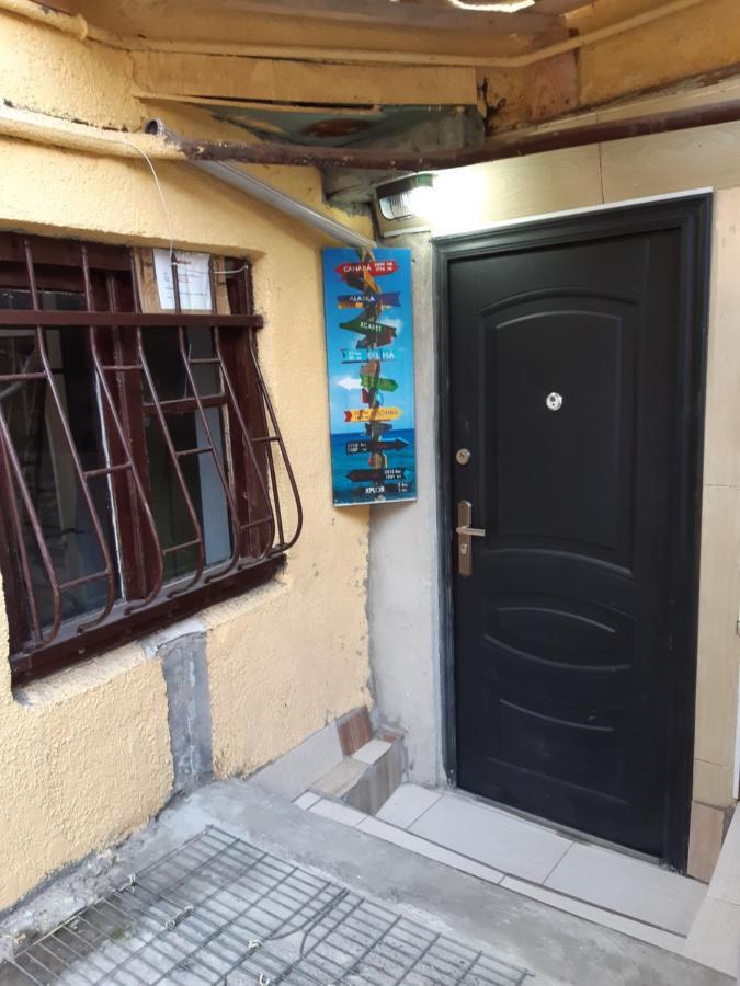 Avlabari Hostel Tbilisi Buitenkant foto